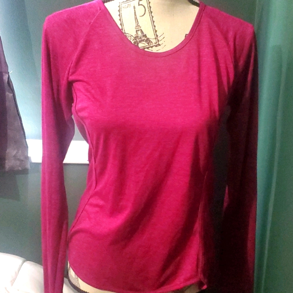 North face tee